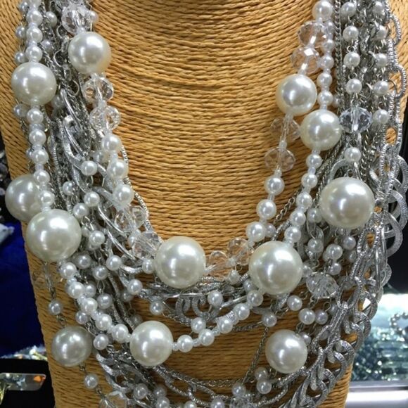 T&J Designs SILVER Pearls & Chains Necklace - Picture 2 of 10
